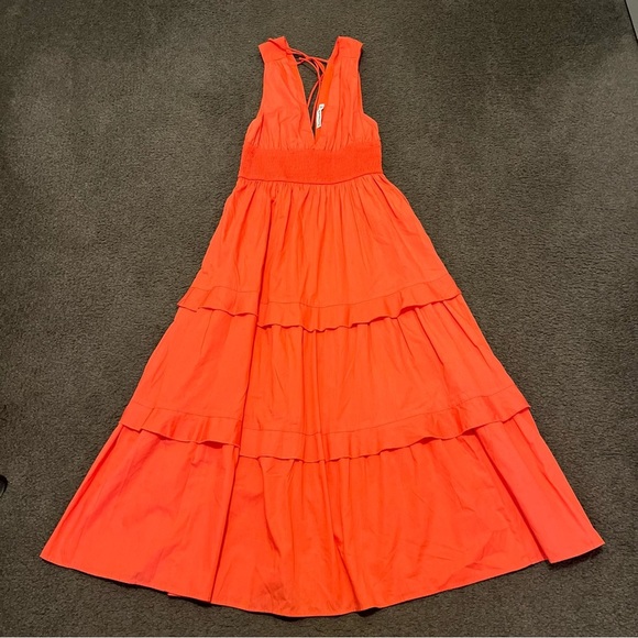 Abercrombie V-Neck Tiered Midi Dress - Picture 3 of 5